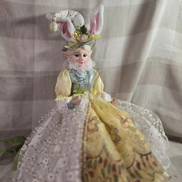Cynthia Rowley Easter Elf Bunny Shelf Sitter Doll Tabletop Spring Decor Yellow - Picture 9 of 9